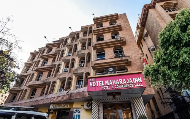 OYO 11732 Maharaja Inn