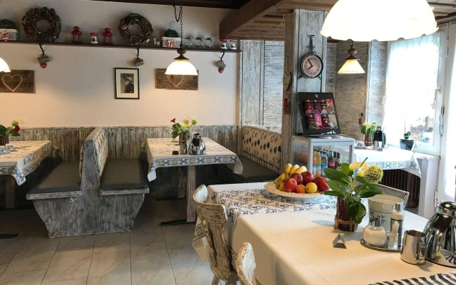 Hotel Garni Haus Alpine
