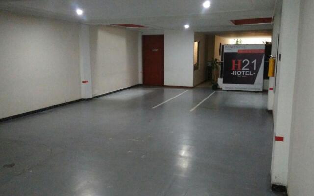 Hotel H21
