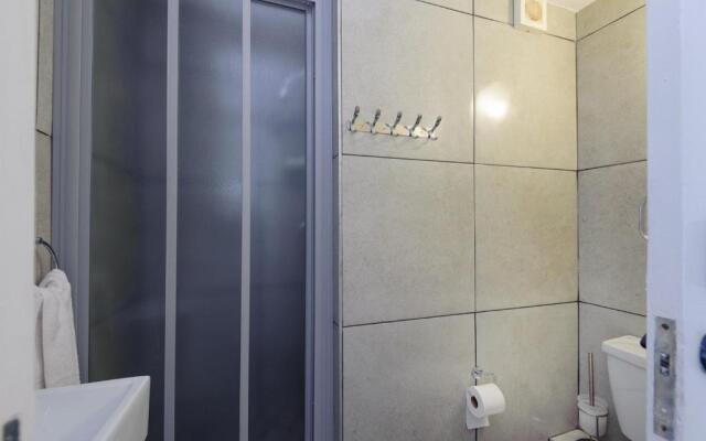 Chakas Cove 38 - LOAD SHED FREE