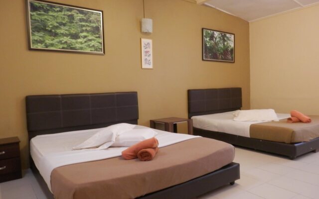 Eight Mentigi Guest House
