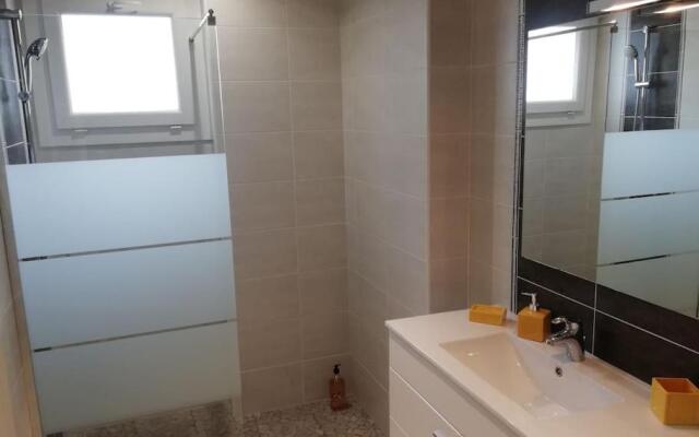 Appartement dans Villa