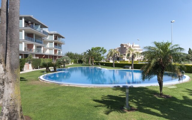 Happy - Apartment With Shared Pool in Oliva Nova