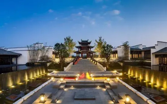 Yurun Hanyuelou Villa Resort