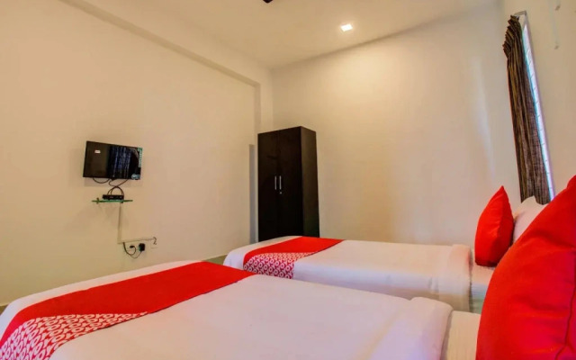 Oyo Flagship 24427 Jayam Nagar