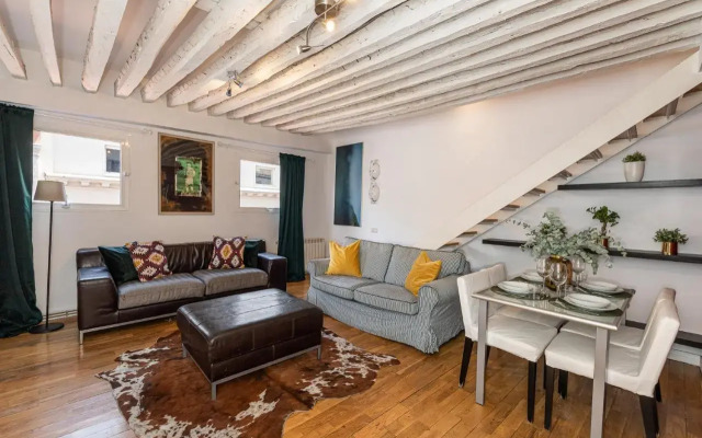 BNBHolder Charming Duplex Attic SOL
