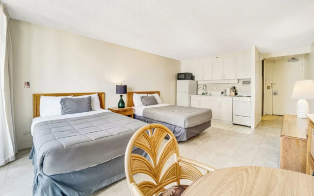 Marine Surf by Luana HI Vacation Rental