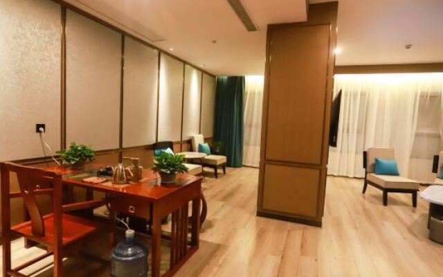 Lanshan Rambo Bay International Hotel