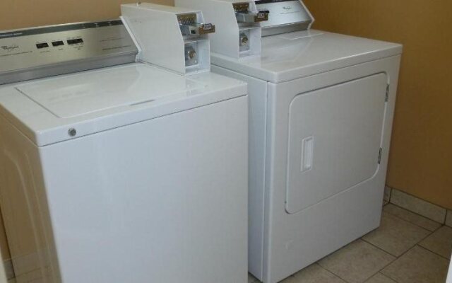 Lakeview Inn - Kingston