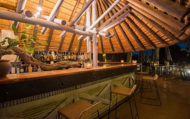 Thornybush Waterside Lodge