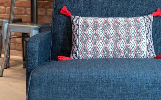 SMARTBNB - 2 pièces Moderne - Mezzanine - Emplacement Central