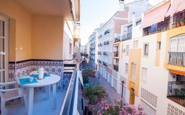 Luminoso y fresco apartamento en 2ª línea de playa