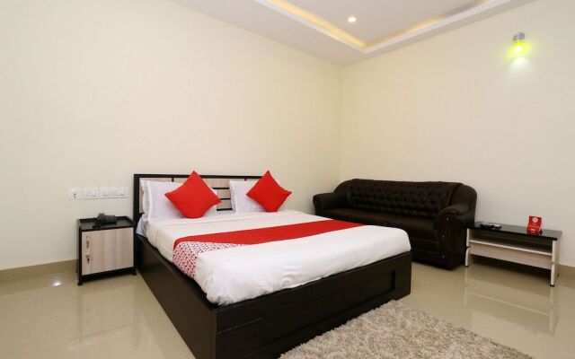 OYO 22281 Reem Residency