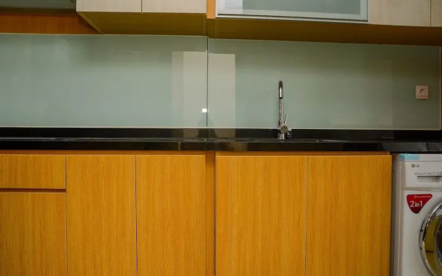 Tranquil Studio Apartment at Menteng Park