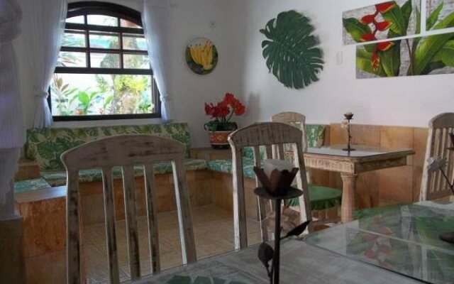 Pousada Valle do Sabiá