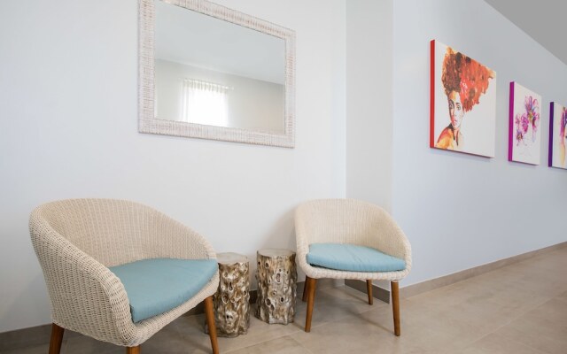 Villas & Suites at Beach View