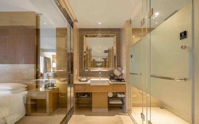Renaissance Chengdu Hotel
