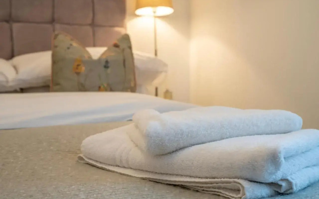 City Walls Sanctuary - 5