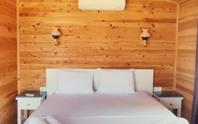 Rocas Roja Camping