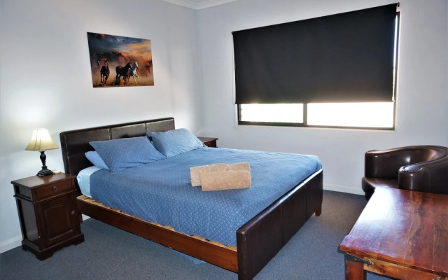 Ningaloo Breeze Villa 6