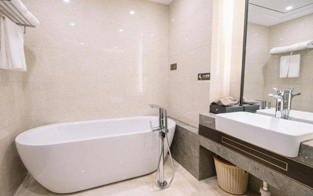 Chengdu Dazhou Hotel