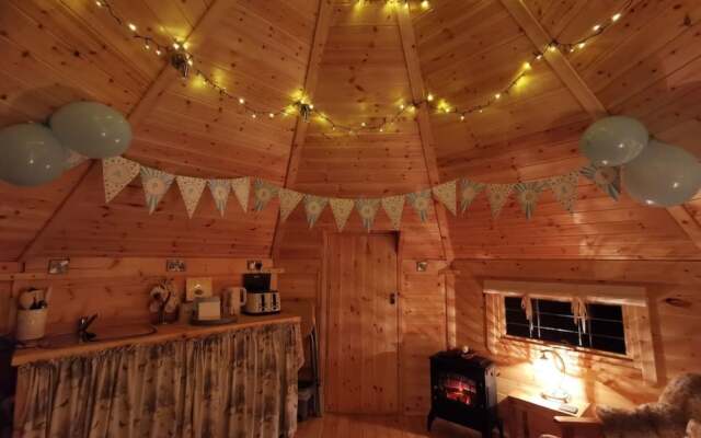 Charming 1-bed Cabin in Gaerwen