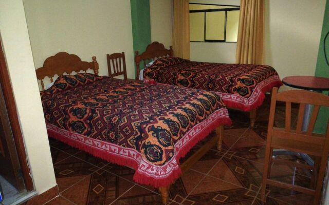 Artesonraju Hostel Huaraz
