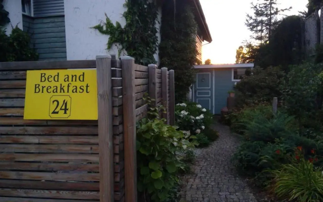 Bed And Breakfast 24