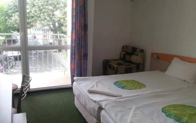 Grand Plaza Family Hotel