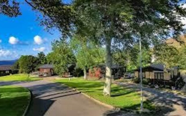 Stunning 4 Bedlog Cabin in Kerrykeel - Sleeps 10