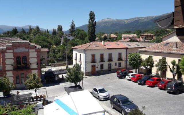 Plaza De La Villa 24