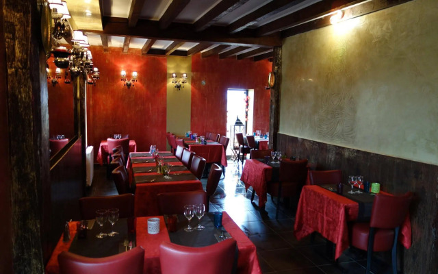 Le Fauverney Lodge