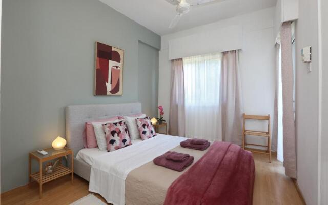 Cozy Holiday Apartment In Larnaca Near Foinikoudes