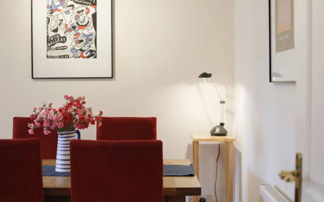 Calm 2BR apt W/parking&patio, 15mins to London Eye