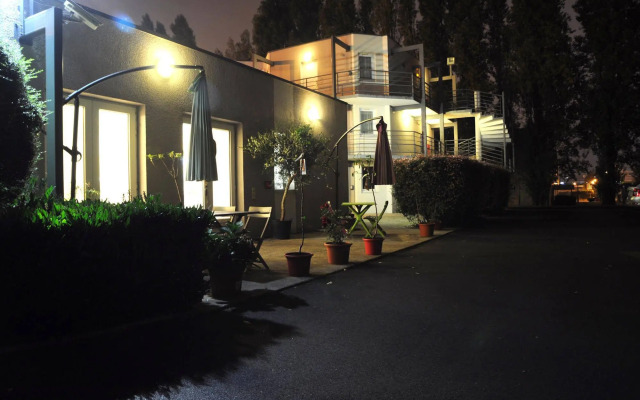 Brit Hotel Caen Mondeville