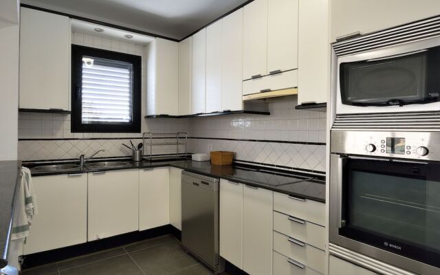 Luxury, Attached Villa With Heatable Pool Near Puerto del Carmen