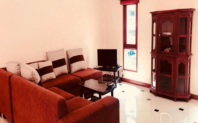 Punyapha Beach Villa