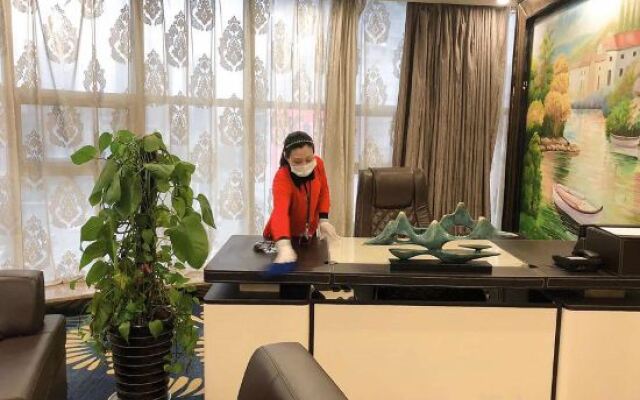 G Hotel (Changzhou South Street Qingguo Lane)