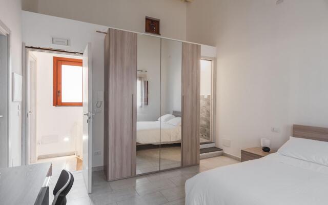 Modern Duplex With Balcony by Wonderful Italy