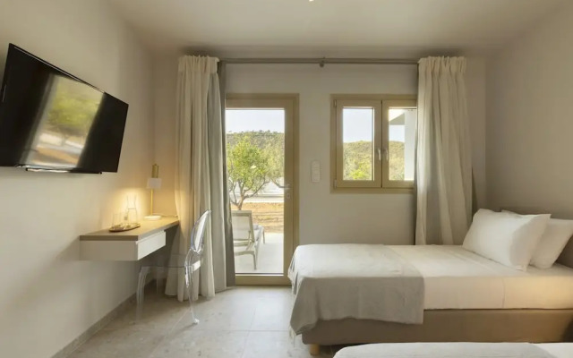 Aura Loutraki Villa