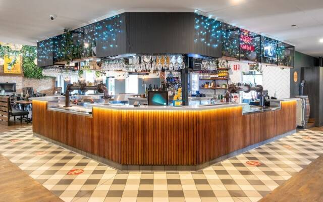 Sydney Junction Hotel