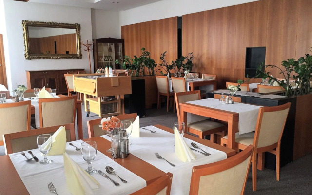 Hotel Maxim