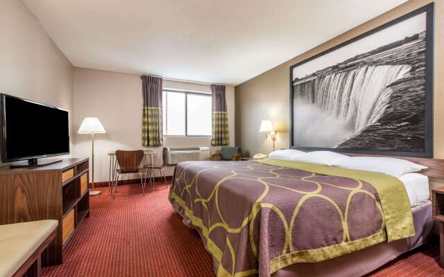 Super 8 by Wyndham Niagara Falls NY