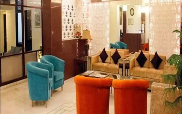 SCOOVEY The BMK Hotel
