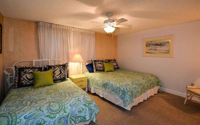 Shoreline 3044 Condo by RedAwning