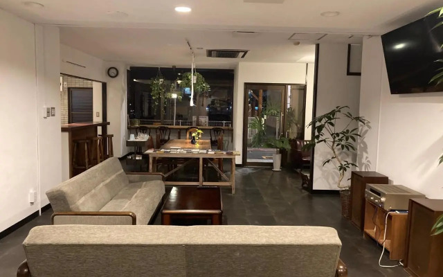 J-Hoppers Beppu Guesthouse ジェイホッパーズ別府ゲストハウス