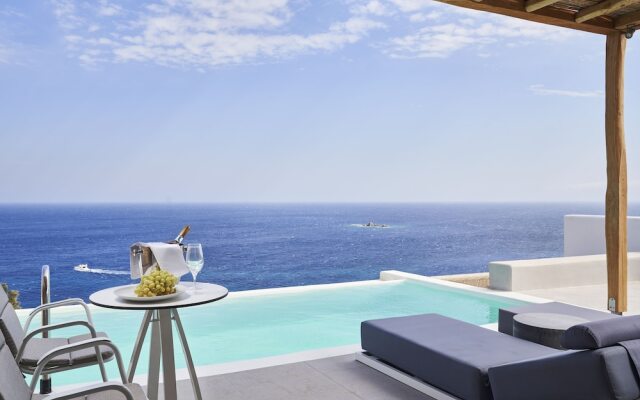 Radisson Blu Euphoria Resort, Mykonos