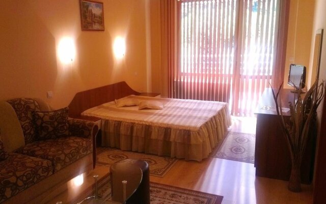 Family Hotel Enica