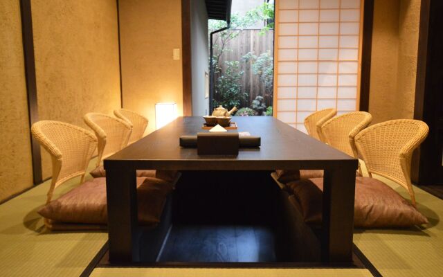 Rinn Premium Machiya Townhouse Kunpu