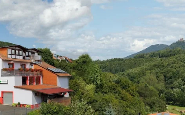 Gaststätte - Pension Trifelsblick